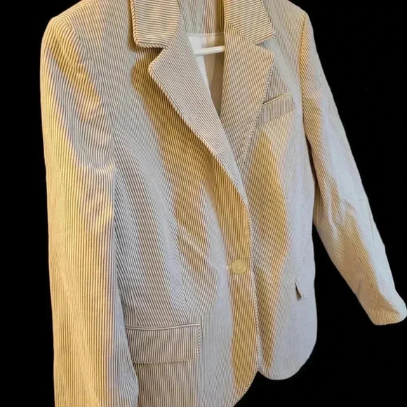Womans Striped Blazer Jacket lined  NWOT - Picture 6 of 8